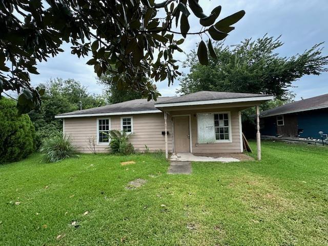 3541 27th St, Port Arthur, TX 77642 - photo 1
