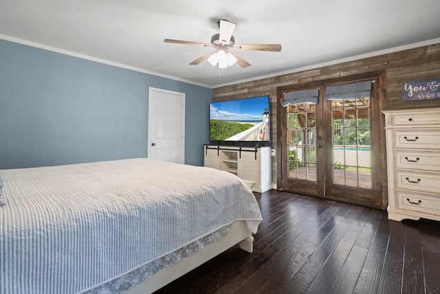 4169 Leatherwood Dr, Kountze, TX 77625 - bedroom featuring access to exterior, dark wood-type flooring, crown molding, and a ceiling fan