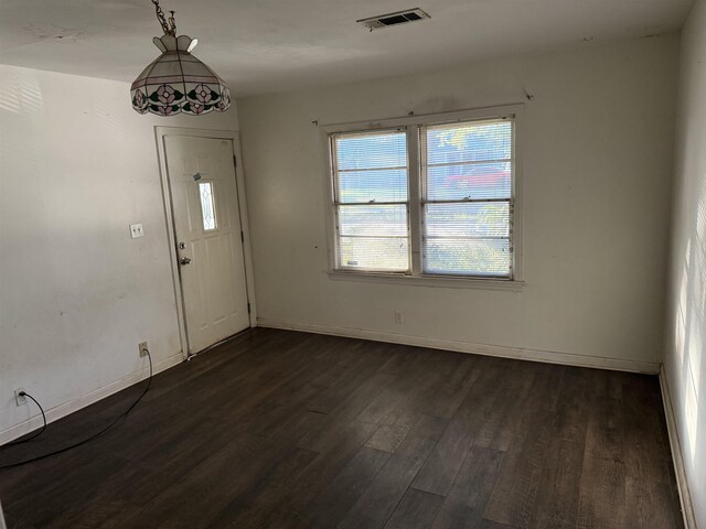 entryway featuring dark hardwood / wood-style floors