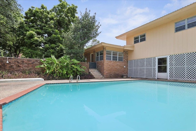 2701 Mcbride Dr, Port Neches, TX 77651 - view of pool