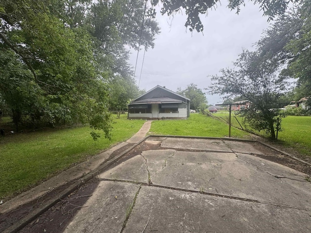 2726 13th St, Port Arthur, TX 77640 - view of patio