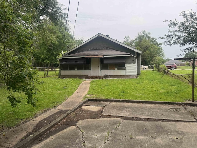 2726 13th St, Port Arthur, TX 77640 - back of property