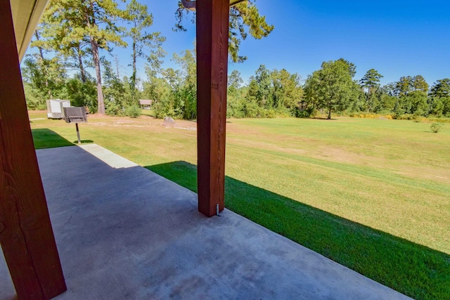 view of yard with a patio area