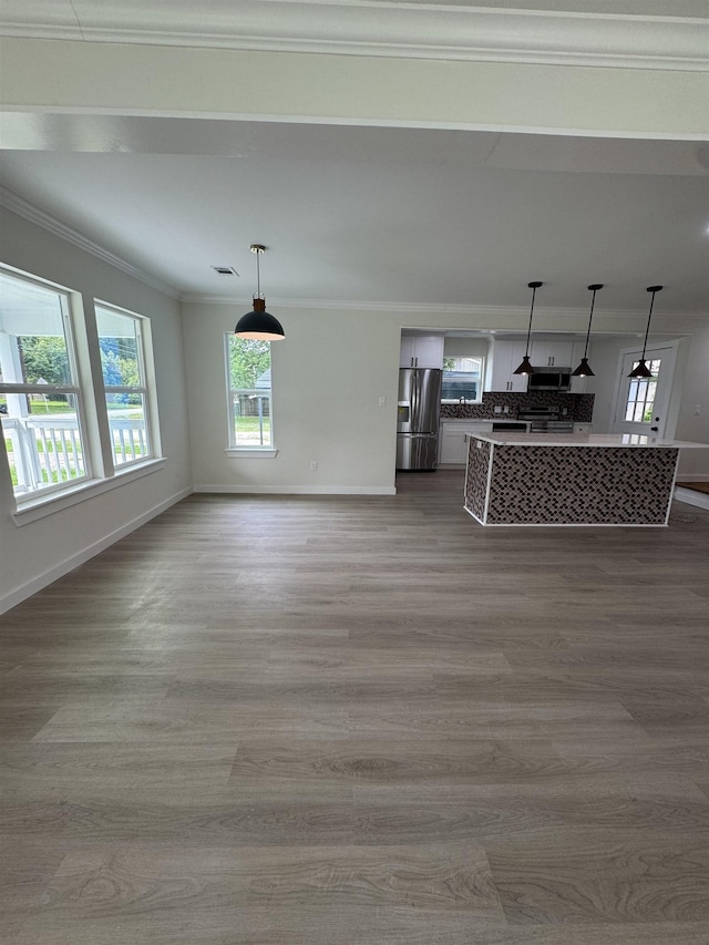 6371 Terrell St, Groves, TX 77619 - photo 9
