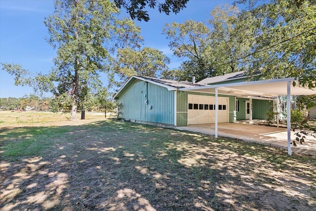 exterior space with a lawn