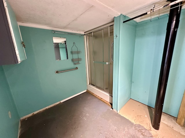 bathroom with concrete flooring