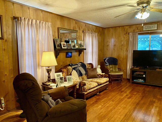 818 Scott St, Orange, TX 77630 - photo 4