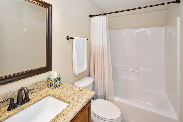 full bathroom with shower / bath combination with curtain, vanity, and toilet