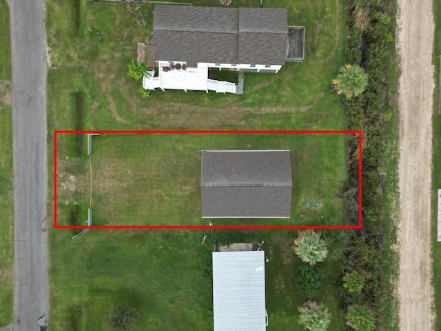 1112 N Monkhouse, Crystal Beach, TX 77650 - photo 2