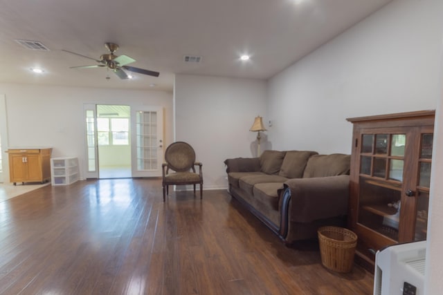 6470 Wilder Dr, Beaumont, TX 77706 - living area with wood finished floors, ceiling fan, recessed lighting, and baseboards