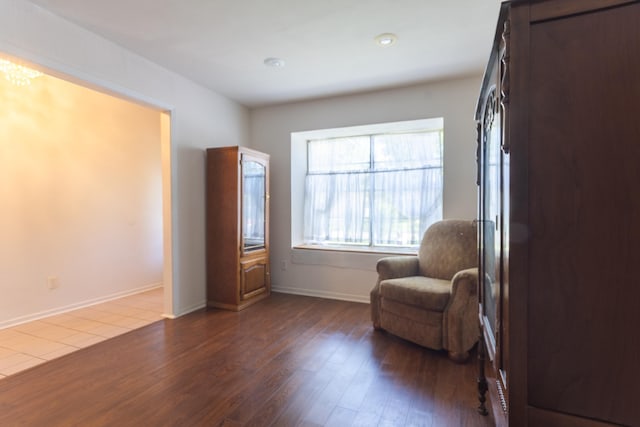 6470 Wilder Dr, Beaumont, TX 77706 - sitting room with wood finished floors and baseboards