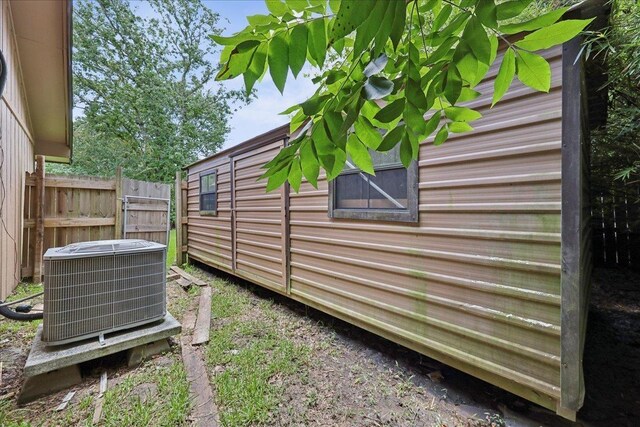 3231 Charles Ave, Groves, TX 77619 - photo 33