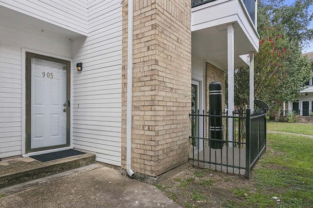 view of doorway to property