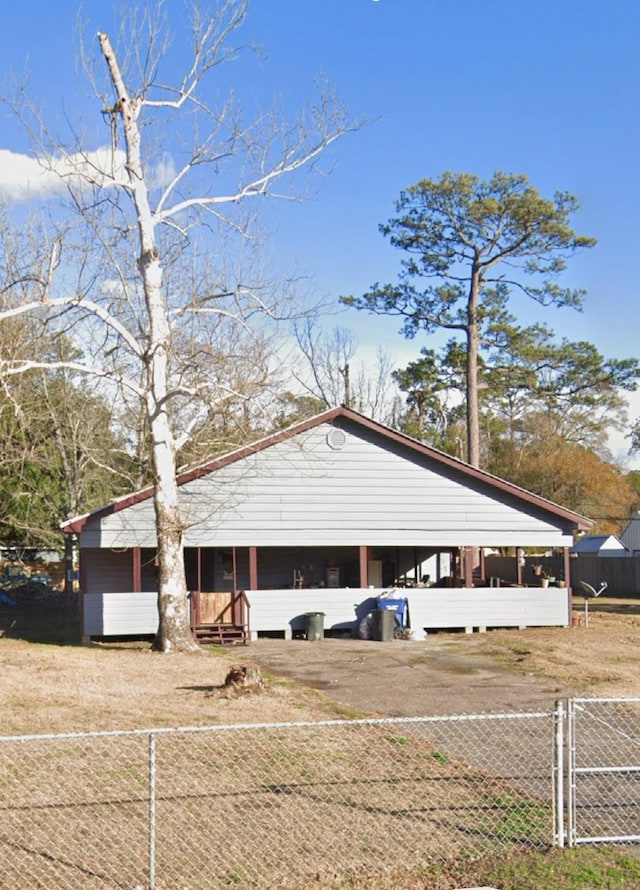 view of front of home