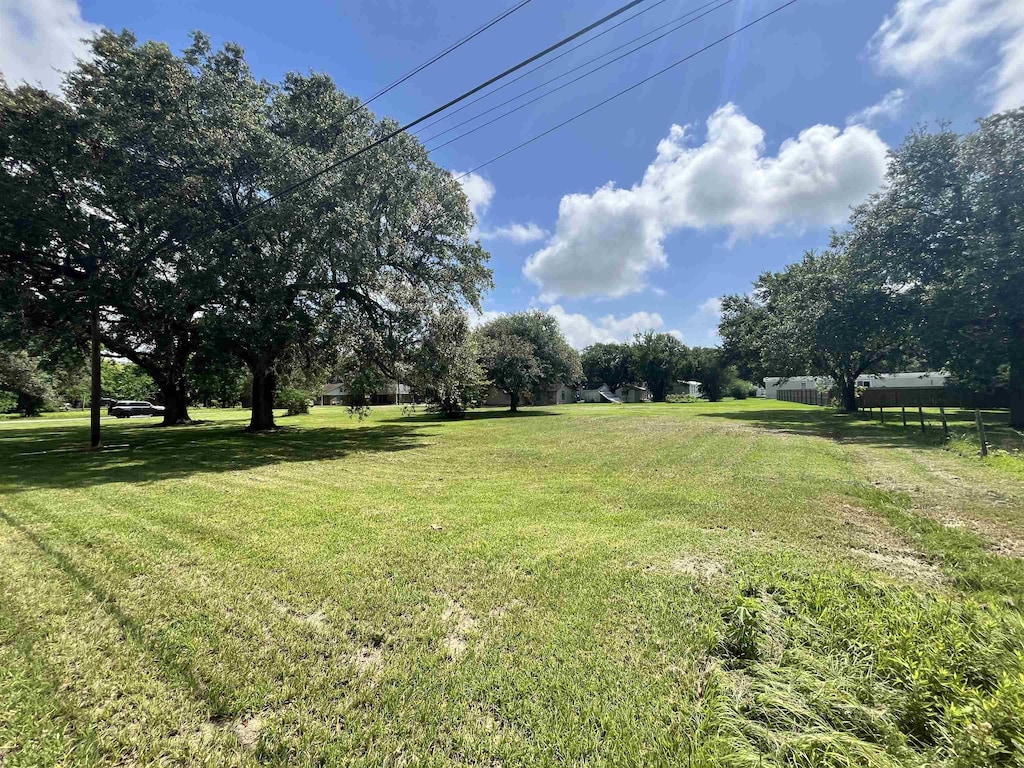 830 Broadway St, China, TX 77613