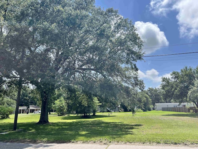830 Broadway St, China, TX 77613