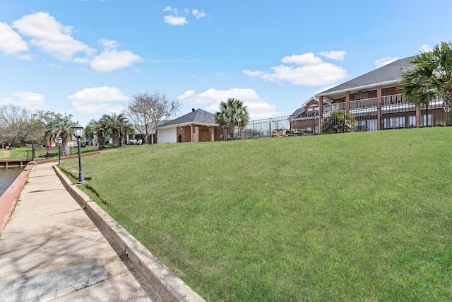 302 Waterwood Dr, Orange, TX 77630 - view of yard