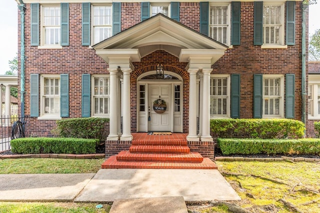 view of property entrance