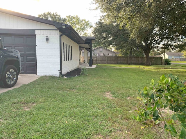 Listing photo 3 for 3005 Cartwright St, Beaumont TX 77701