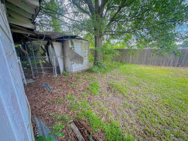 3 Inwood Cir Unit B, Orange, TX 77630 - view of fenced backyard