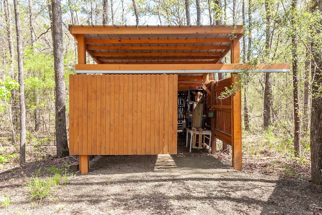 view of outbuilding