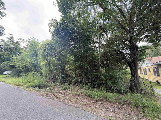 1401 N Hart Ave, Orange, TX 77630 - photo 3