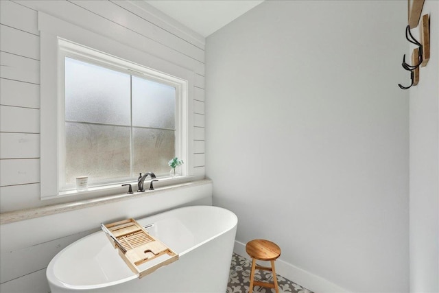 560 Lyndale St, Vidor, TX 77662 - bathroom featuring a freestanding tub