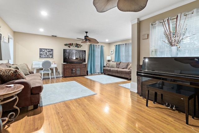 970 Evergreen Ln, Beaumont, TX 77706 - living area featuring ceiling fan, wood finished floors, recessed lighting, and crown molding