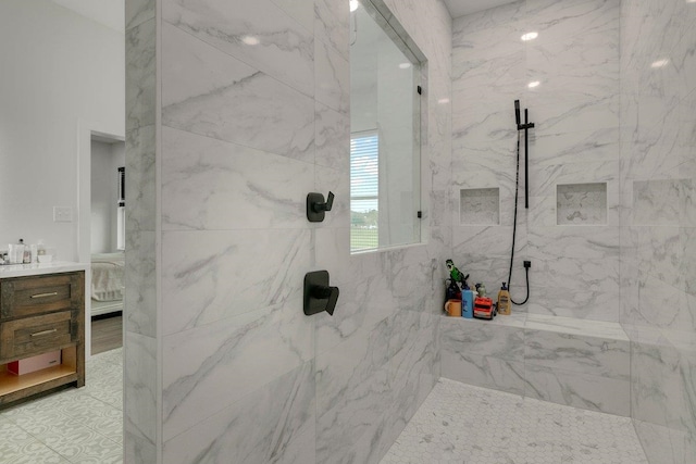 bathroom featuring tiled shower