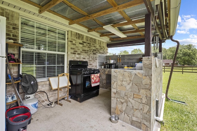10393 Duncan Rd, Beaumont, TX 77713 - view of patio