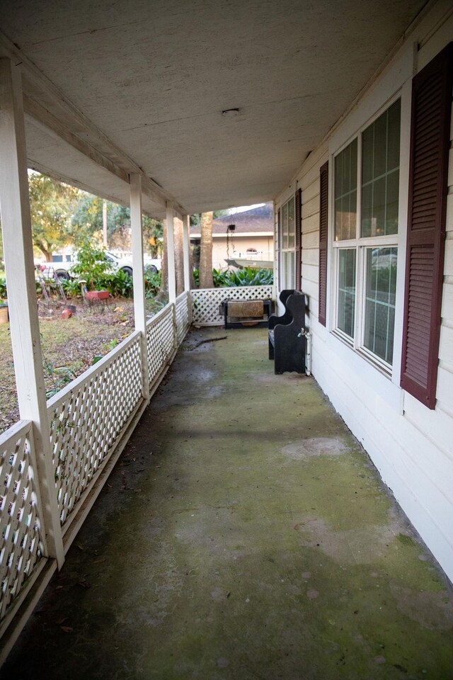 view of patio / terrace with a porch