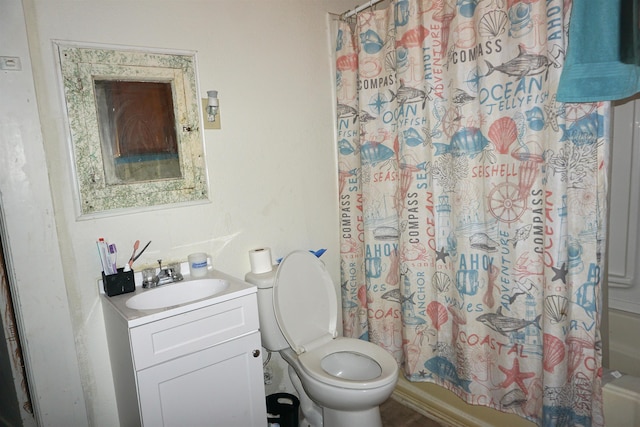 1720 Elgie St, Beaumont, TX 77705 - bathroom with vanity and shower / bath combo