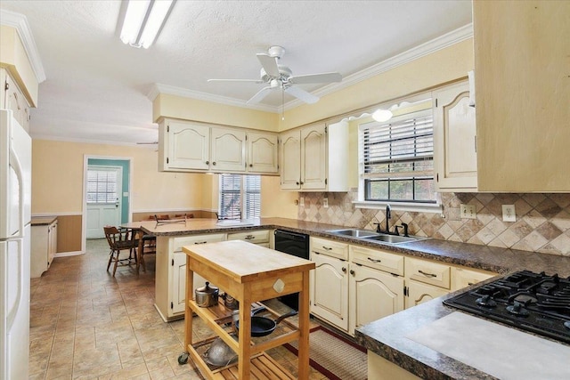 2918 Clark Cir, Orange, TX 77632 - photo 9