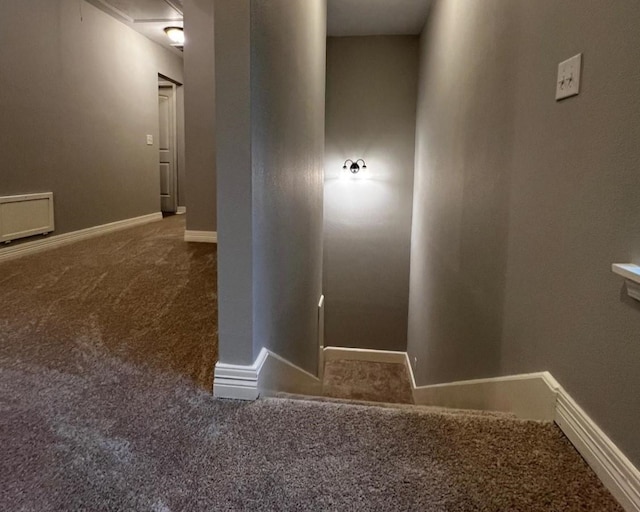 575 Hartman, Silsbee, TX 77656 - corridor with carpet floors and baseboards