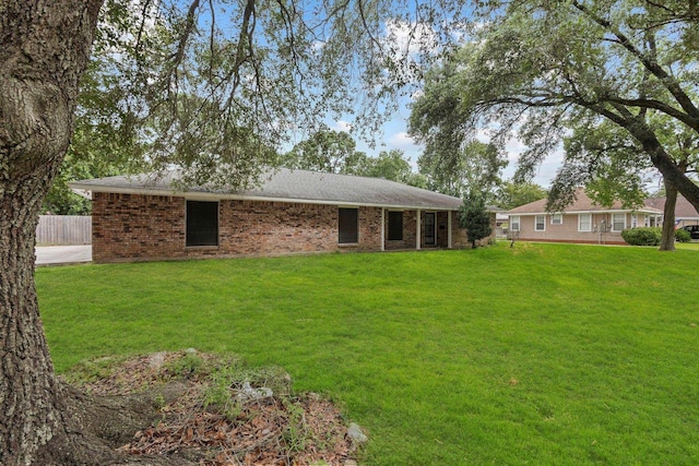 6281 25th St, Groves, TX 77619 - photo 2