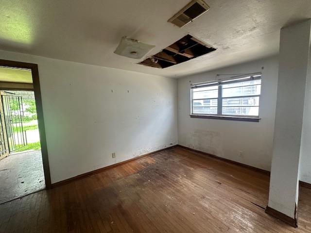 1525 W 5th St, Port Arthur, TX 77640 - photo 8