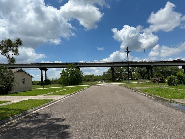 1525 W 5th St, Port Arthur, TX 77640 - photo 12