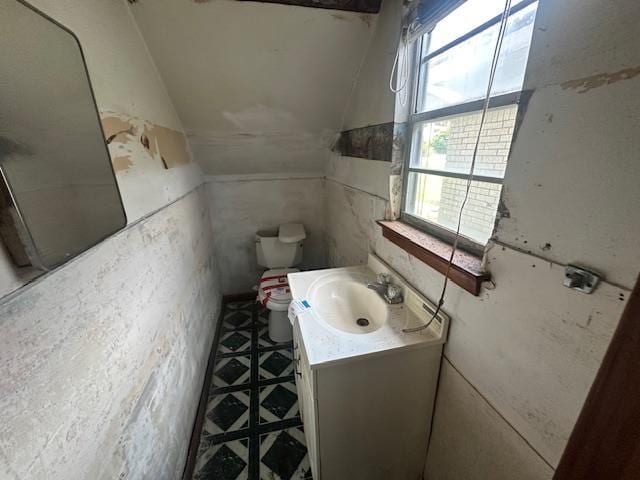 1525 W 5th St, Port Arthur, TX 77640 - photo 2