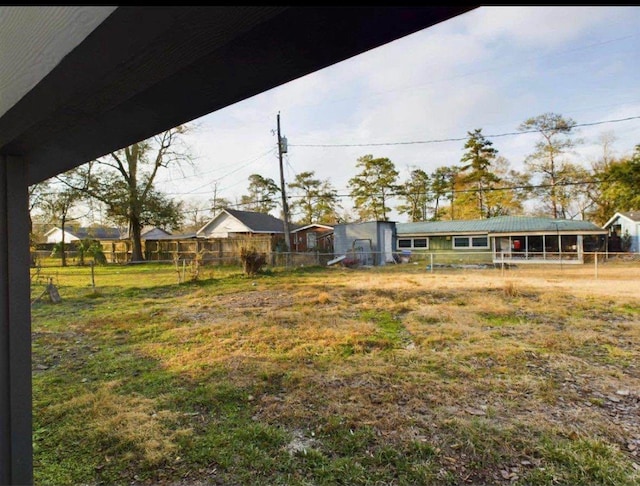 5260 Landry Ln, Beaumont, TX 77708 - view of yard
