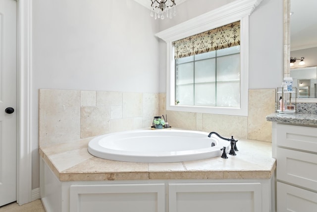 6526 Brayfield Ln, Beaumont, TX 77706 - full bath featuring a garden tub and vanity