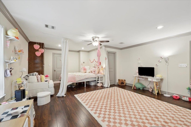 4592 Shakespeare Ln, Kountze, TX 77625 - bedroom with ornamental molding, wood finished floors, a ceiling fan, and recessed lighting