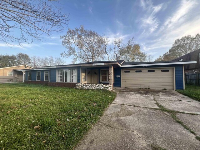 250 Alabama St, Beaumont, TX 77705 - photo 1