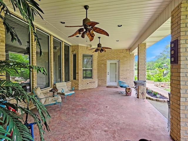 404 Pintail Ln, Orange, TX 77630 - view of patio / terrace featuring ceiling fan