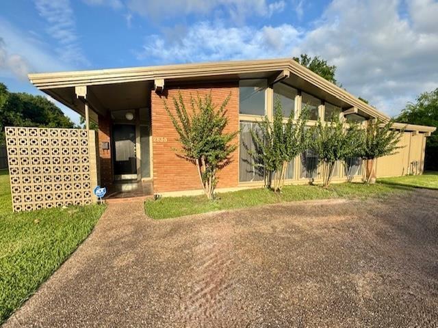 2835 Palestine St, Beaumont, TX 77701 - photo 31