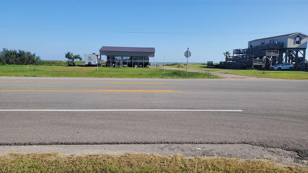 2179 Hwy 87, Gilchrist, TX 77617