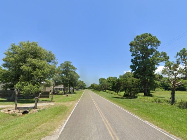 Listing photo 3 for 0 S Main St, Anahuac TX 77514