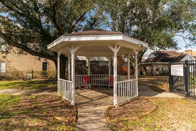 1620 Wellington Pl, Beaumont, TX 77706 - view of property's community with a gazebo