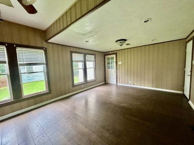 5119 33rd St, Groves, TX 77619 - photo 11