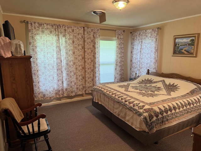 2515 Date St, Port Arthur, TX 77642 - carpeted bedroom featuring crown molding