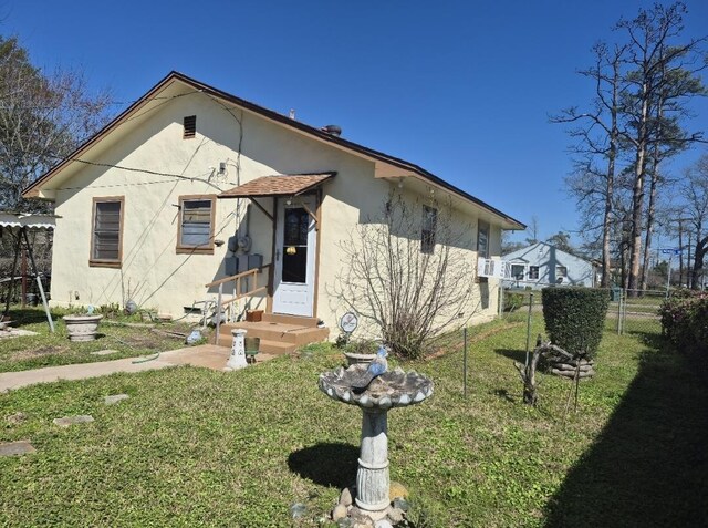 301 Morrell Blvd, Orange, TX 77630 - bungalow-style home featuring stucco siding